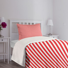 Diagonal Red Lines Bedspread Set