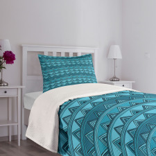 Doodle Style Triangles Bedspread Set