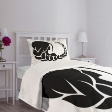 Woman Virgo Hairdo Bedspread Set