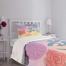 Lace Inspired Pattern Bedspread Set