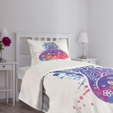 Lace Ornamental Effect Bedspread Set