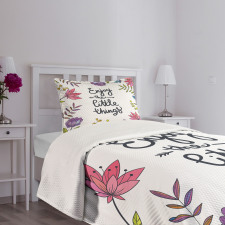 Thriving Nature Foliage Bedspread Set