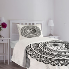 Yin Yang Bedspread Set