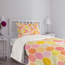 Hexagon Retro Pattern Bedspread Set