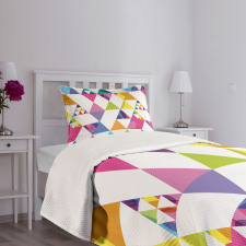 Rhombus and Triangles Bedspread Set