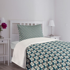 Simple 4 Petal Flowers Bedspread Set