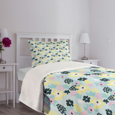 Pastel Tone Abstract Petals Bedspread Set