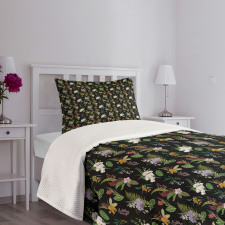 Exotic Composition Botanical Bedspread Set