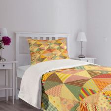 Colorful Triangle Patches Bedspread Set
