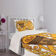 Drinking Horn and Woven Motif Bedspread Set