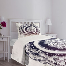 Eastern Crescent Moon Bedspread Set