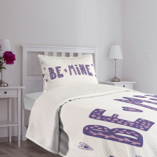 Typographic Text and Hearts Bedspread Set