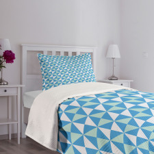 Grid Tile Triangle Shapes Bedspread Set