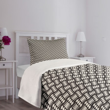 Adjacent Diamond Motifs Bedspread Set