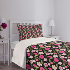 Petals Leaves and Stalks Bedspread Set