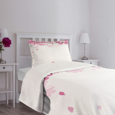 Falling Flower Motif Bedspread Set