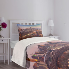 Center of the City Urban Bedspread Set