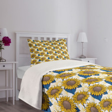 Graphic Harvest Yield Bedspread Set