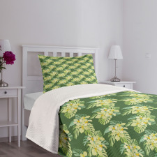 Exotic Flowers and Leaves Bedspread Set