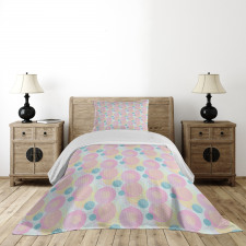 Circles with Hatching Bedspread Set