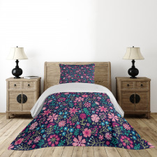 Vibrant Lily Bouquets Bedspread Set