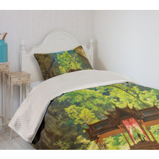 Latent Pavillion Cliff Bedspread Set