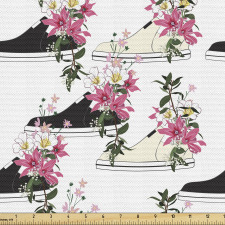 Botanik Parça Kumaş İçinde Çiçekler Filizlenen Ayakkabılar