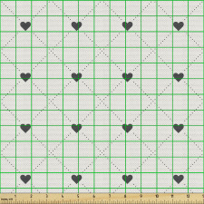 Geometrik Parça Kumaş Noktalı Şeritlerinin Arasındaki Kalpler
