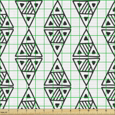 Geometrik Parça Kumaş Yüzeyi Desenli Üçgen Çizimli Kompozisyon