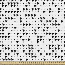 Geometrik Parça Kumaş Noktalı Zeminde Üçgen Figürlü Çalışma
