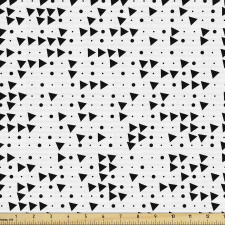 Geometrik Parça Kumaş Noktalı Zeminde Üçgen Figürlü Çalışma