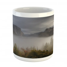 Valley Yosemite in Fall Mug