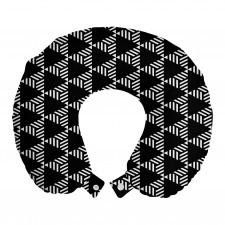 Monokrom Boyun Yastığı Mozaik Esintili Tekrarlı Üçgen Motifleri 