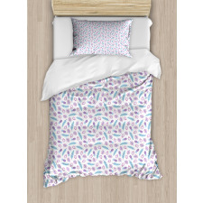 Repeating Pattern of Feather Duvet Cover Set