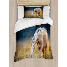 Palomino Horse Grazing Duvet Cover Set