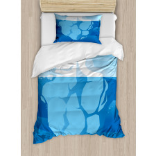 Tip of Frosty Form Showing Duvet Cover Set