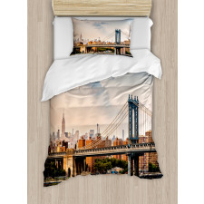 Manhattan Bridge in NYC Duvet Cover Set