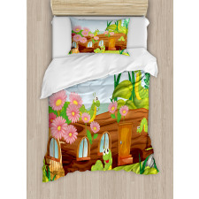 Worms in Wooden Tree Duvet Cover Set