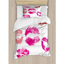 Grunge Looking Lipstick Duvet Cover Set