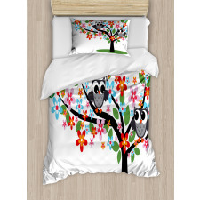 2 Flirty Owls on Tree Duvet Cover Set