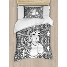 Young Lady with Wavy Hair Duvet Cover Set