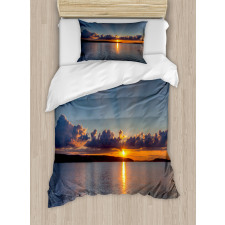 Sunset over Lake Horizon Duvet Cover Set