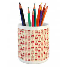 Doodle Hearts Art Pencil Pen Holder