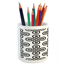 Old-Fashion Knot Motifs Pencil Pen Holder