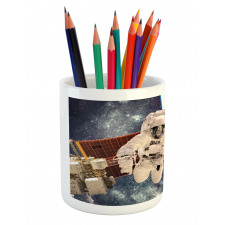 Gravity Astronaut Pencil Pen Holder