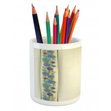 Vertical Border Detail Pencil Pen Holder