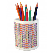 4 Petal Floral Motifs Pencil Pen Holder