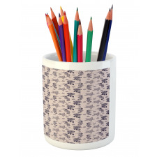 Continuous Pattern Pencil Pen Holder