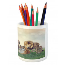 Digital Animals on Grass Pencil Pen Holder