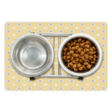 Quatrefoil Star Pet Mat